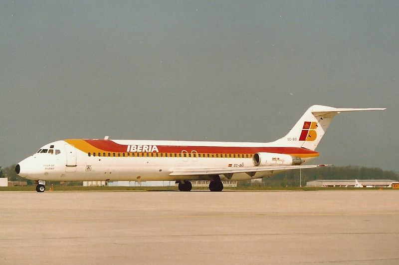 EC-BIO DC-9-32 IBERIA GVA Mai 91