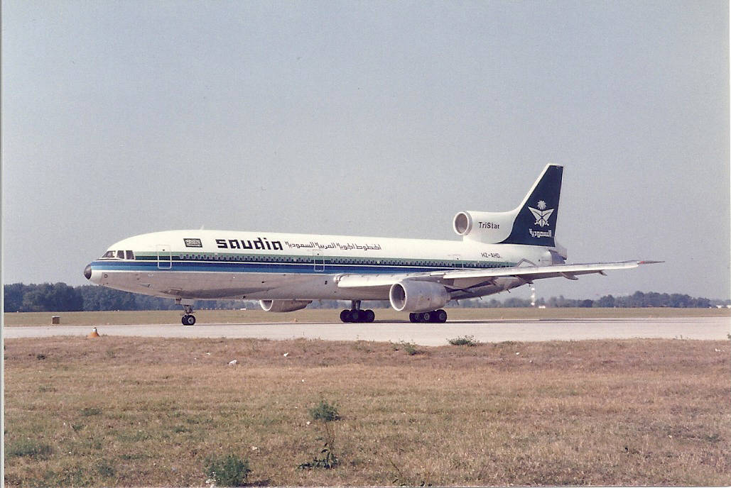 HZ-AHD L-1011-385 Saudia 