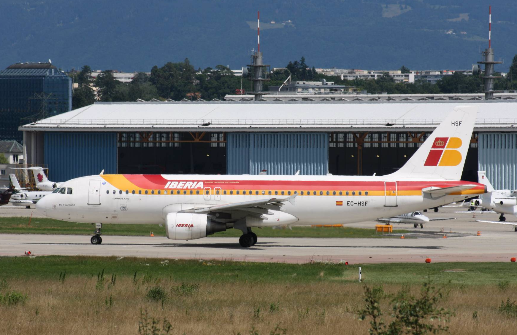 EC-HSF Iberia Airbus A320-214