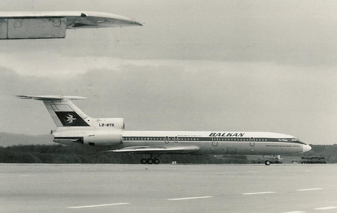 LZ.BTD Tupolev TU-154 Balkan