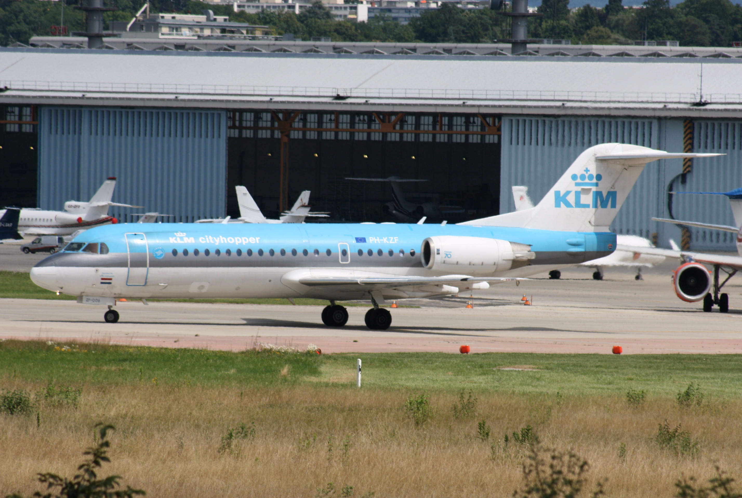 PH-KZF KLM Fokker 70 