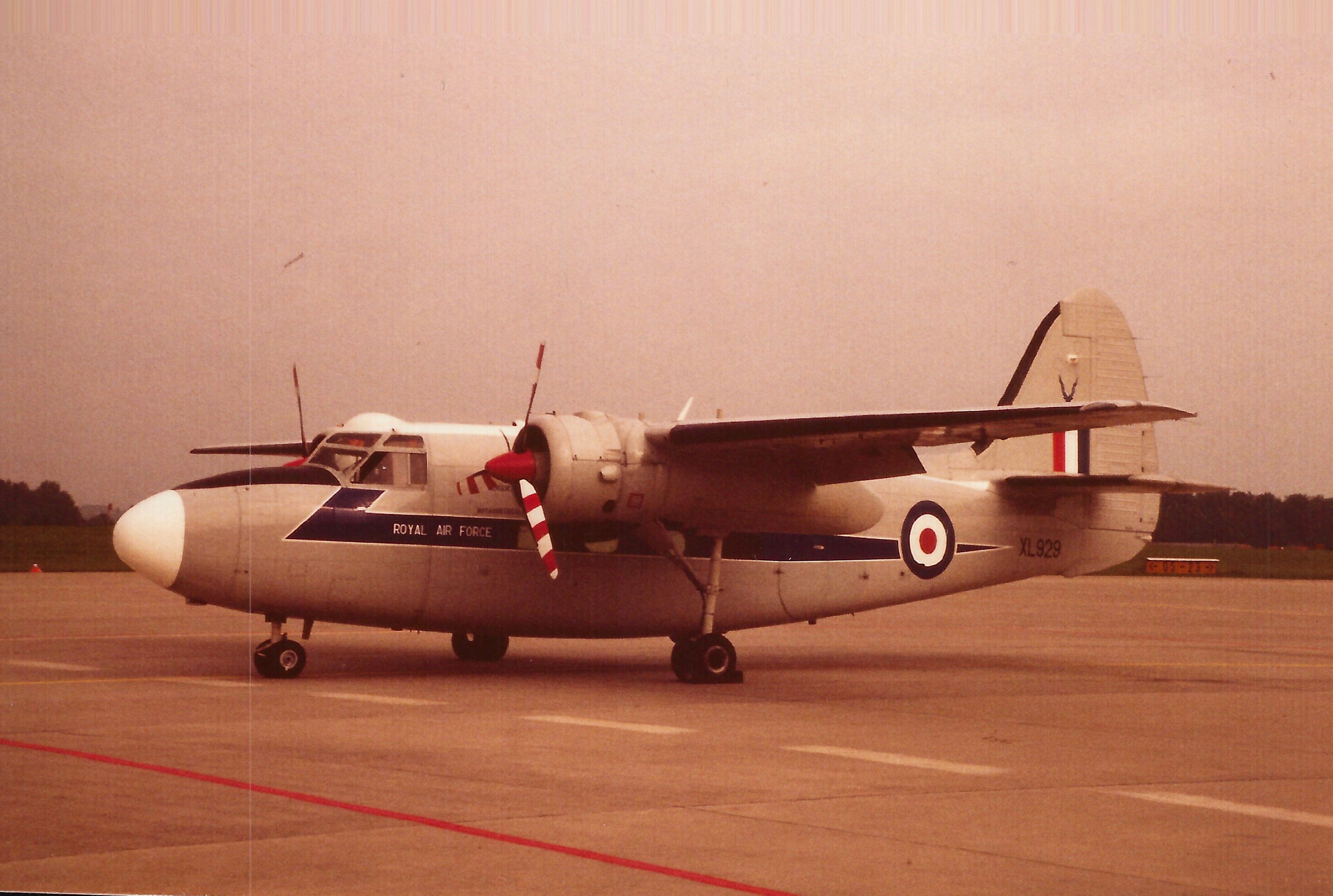 XL929 Hunting Percival P-66 Pembroke  RAF GVA 1980s